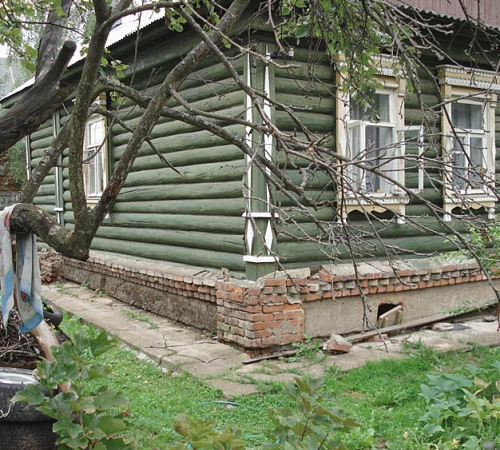Ремонт фундамента старого деревянного дома: технологии процесса, фото, видео и цена работы