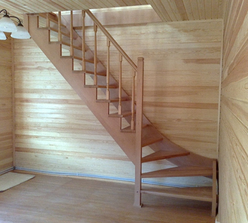 Деревянная лестница с забежными ступенями своими руками