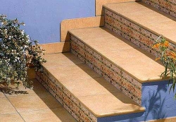 Отделка ступеней бетонной лестницы плиткой