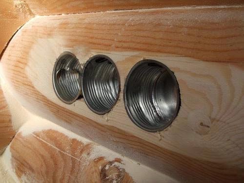 Внутренняя проводка в деревянном доме