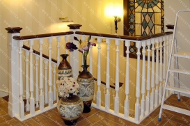 Краска для деревянных лестниц внутри дома