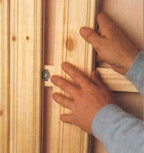 Отделка балкона вагонкой