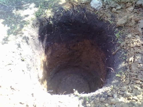 Копаем выгребную яму