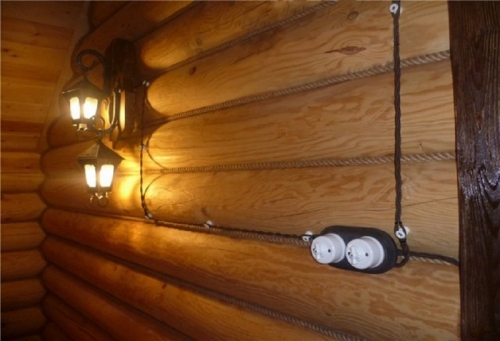 Прокладка кабеля в деревянном доме