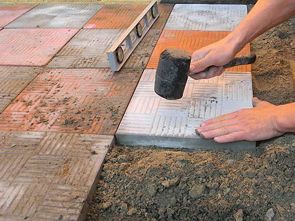 Как положить тротуарную плитку своими руками на песок пошаговая инструкция фото для начинающих